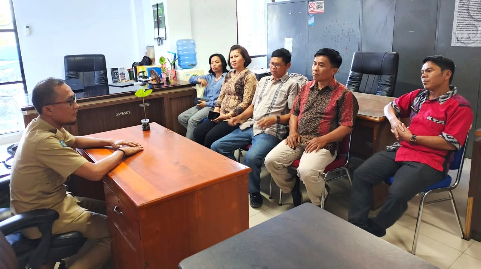 Dinsos Sulbar Terima Kunjungan Dinsos Mamasa Koordinasi Pelaksanaan Pendampingan  KAT | IniSulbar